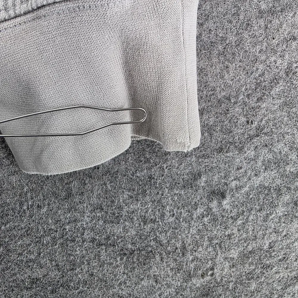 The North Face Hoodie Mens Medium Gray Fleece Pullover Kangaroo Pocket NF0A3MCA